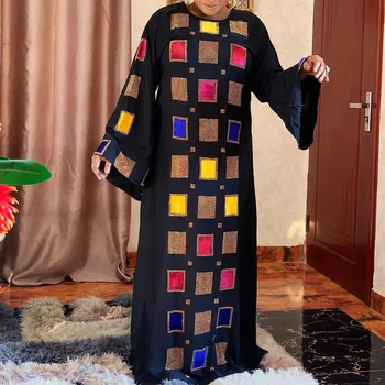 Africké Ženy Černé Dlouhé Šaty Diamond Drahokamu Dubaj Abaya 2020 Muslimské Ležérní Plus Velikosti Vestidos Erupce Rukáv Maxi Šaty Podzim