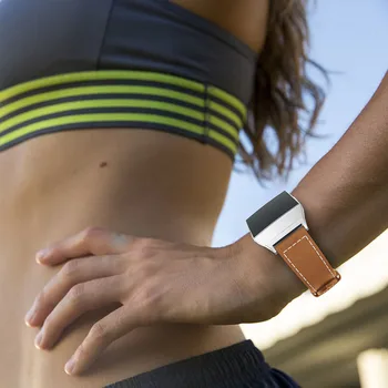 Nové módní sportovní styl Originální Kožené Kapela Popruhy Náhradní Příslušenství Zápěstí pásky pro Fitbit Iontové Ženy Muži módní hodinky