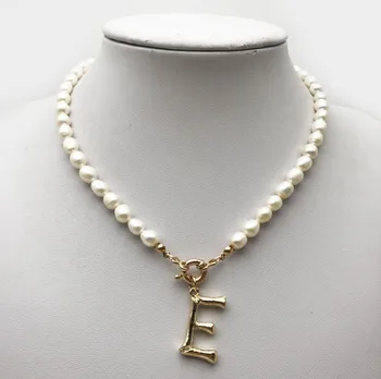 Sladkovodní perlový řetěz 26 anglický dopis přívěskem náhrdelník