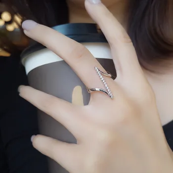 Utimtree Nové Jednoduché Geometrické 925 sterling silver Zirkony Prsteny pro Ženy, Strana, Svatební Šperky Zásnubní Prsten