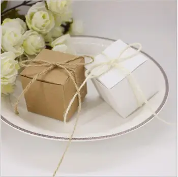 10pcs Malé Papírové Dárkové Krabičky Kraft Candy Box Bílé Dárkové Balení Pro Svatbu, Narozeninovou Oslavu Dekor Čokoláda Cookie Box S Lanem