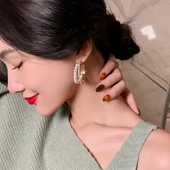 2020 New Classic S Manželskou Postelí Vrstva Perla Zirkon C-Tvaru Náušnice Pro Ženy Módní Korejský Šperky Svatební Party Luxusní Náušnice Dívka