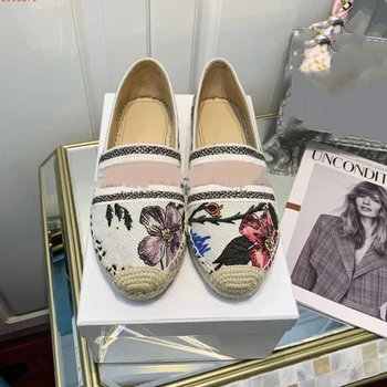 Rybář boty vyšívané slámy tkané dámské platformy módní ploché boty plátno boty slavný návrhář dopis dekorativní boty