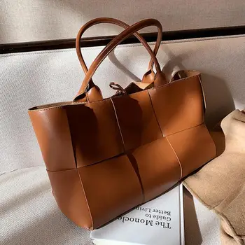 Luxusní Značka Velké Weave Tote bag 2021 Módní Nové Vysoce kvalitní PU Kůže Ženy Značkové Kabelky Vysoké kapacita Tašky přes Rameno