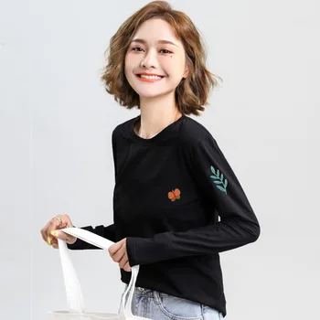Ženy Dlouhý Rukáv T-Shirt 2020 Nové Volné korejské Verzi Černé O-Neck Vyšívané Topy 7A268