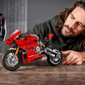 LEGO Technic Ducati Panigale V4 R 42107 Motocyklu Hračka Stavební Sada Postavit Model Motorky S Převodovkou a Odpružením