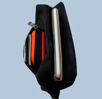 Velký batoh taška přes rameno pro tablet a nastavitelný mládeže příslušenství polyesterového Materiálu. Rozměry: 22x28x07 cm